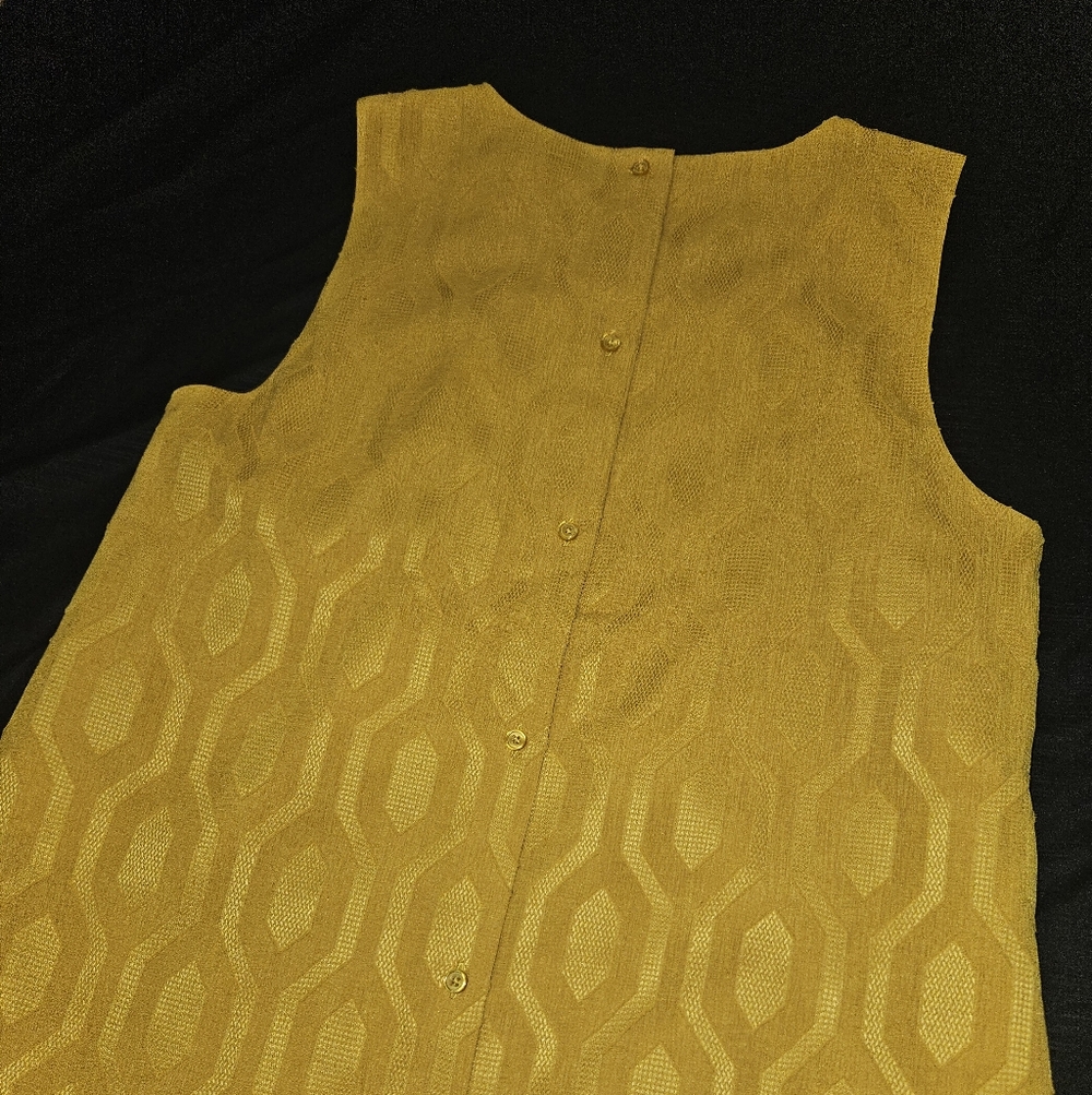 Banana Republic Mustard Yellow Blouse Size S Sleeveless Button Back